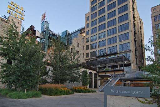 700 S 2nd Street, W42, Minneapolis, MN 55401