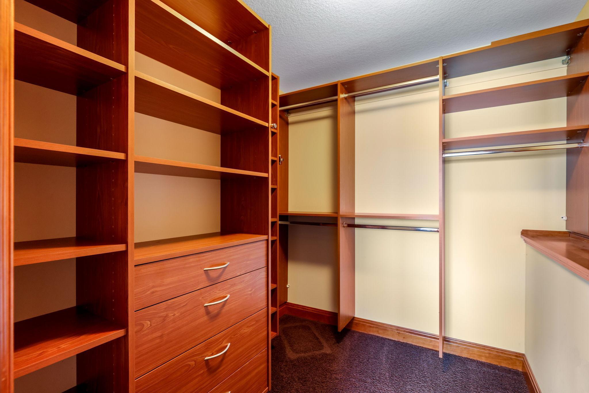 70-web-or-mls-15548 Red Oak Road SE, Prior Lake-92.jpg