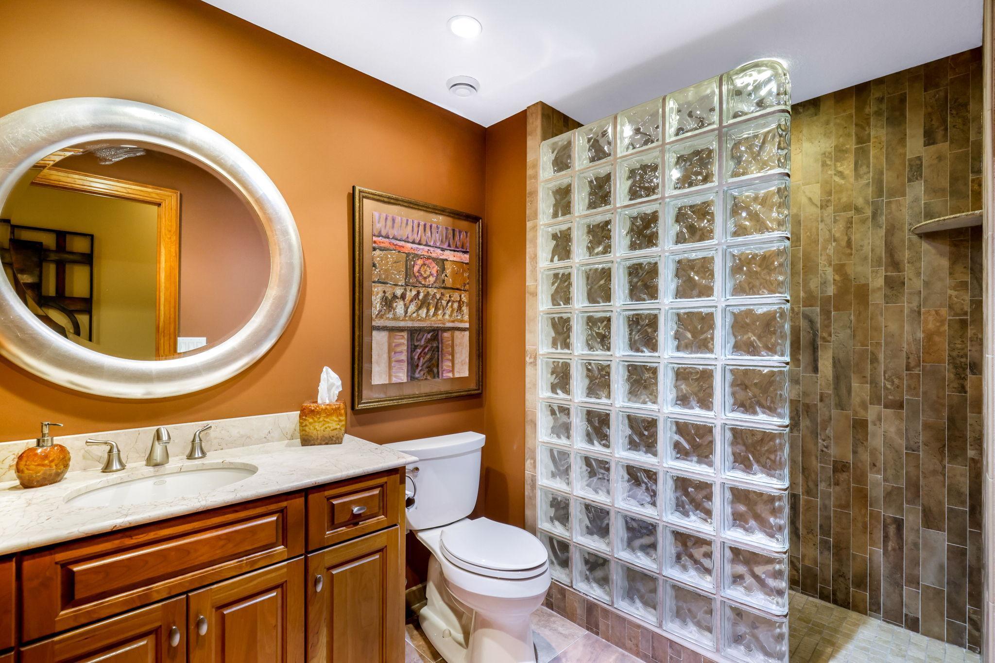 68-web-or-mls-15548 Red Oak Road SE, Prior Lake-90.jpg