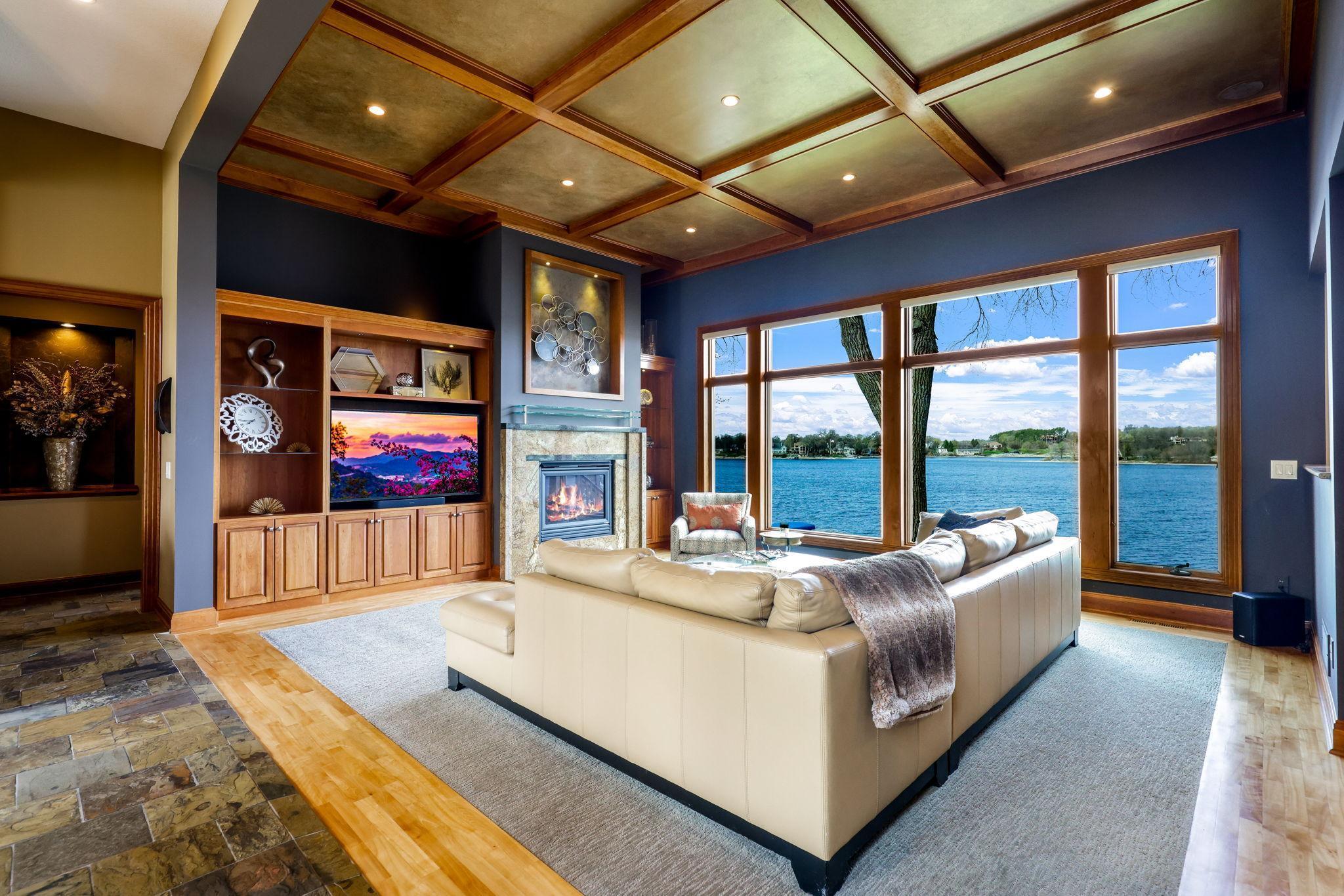 10-web-or-mls-15548 Red Oak Road SE, Prior Lake-4.jpg