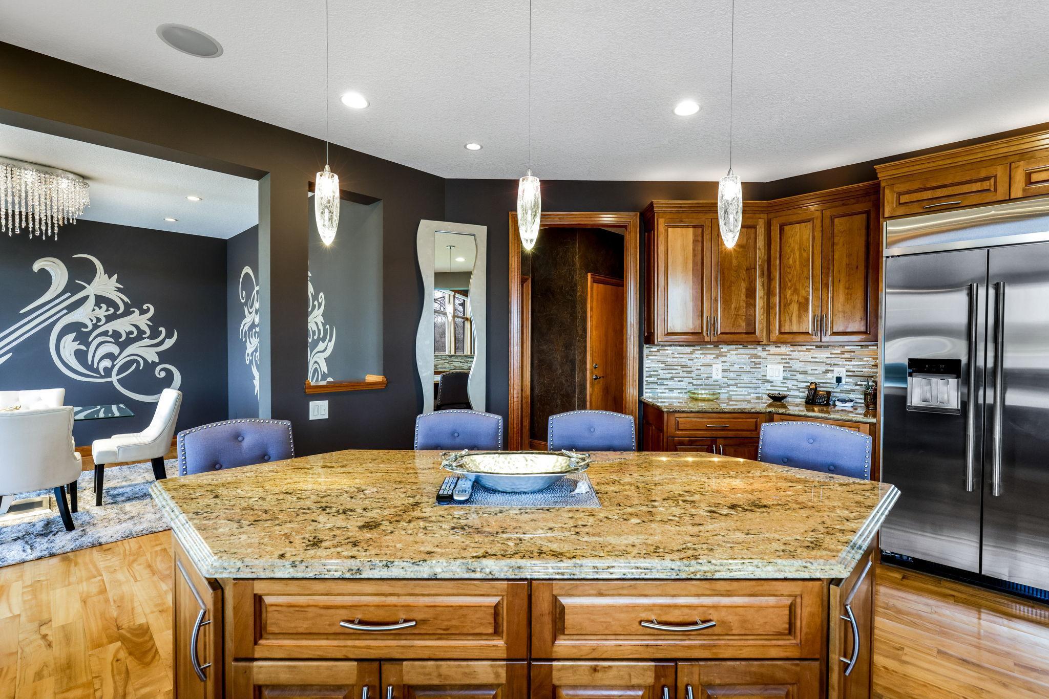 35-web-or-mls-15548 Red Oak Road SE, Prior Lake-44.jpg