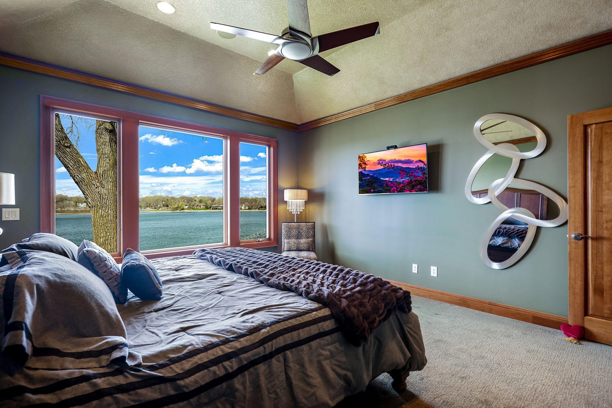 27-web-or-mls-15548 Red Oak Road SE, Prior Lake-29.jpg