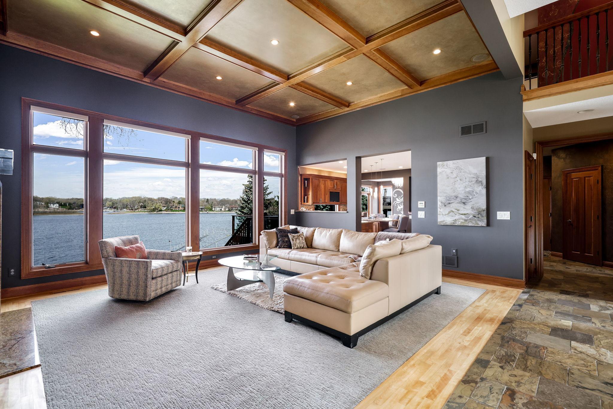 17-web-or-mls-15548 Red Oak Road SE, Prior Lake-15.jpg