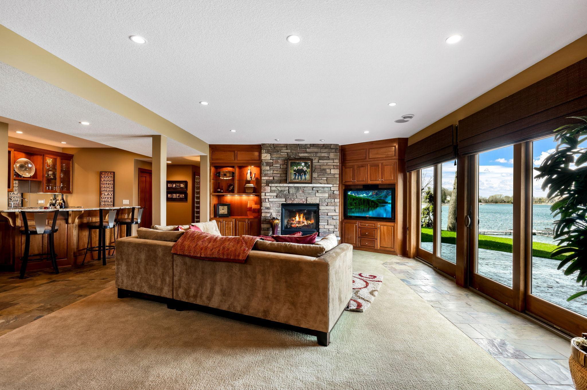 54-web-or-mls-15548 Red Oak Road SE, Prior Lake-69.jpg