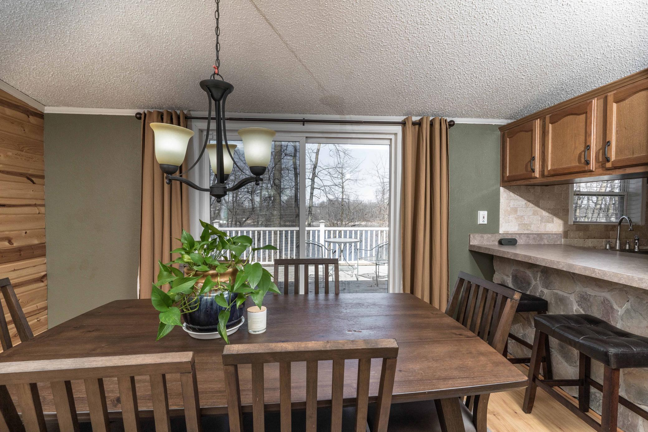 dining room to deck
