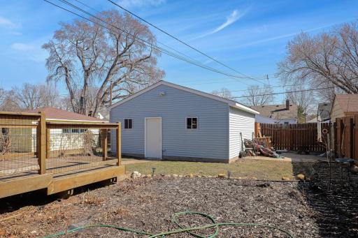 1508 Saint Albans Street N, Saint Paul, MN 55117