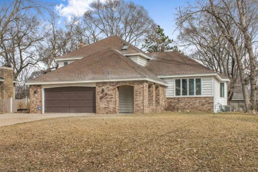 11601 Zion Street NW, Coon Rapids, MN 55433