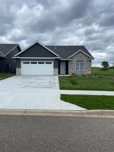 5376 Tee To Green Street, Saint Cloud, MN 56304