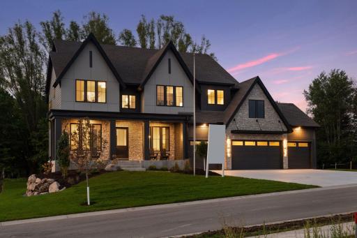16504 48th Place N, Plymouth, MN 55446