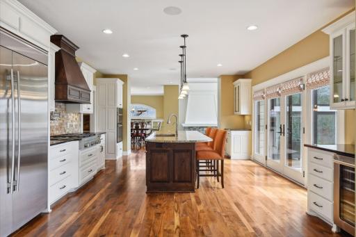 675 Pleasant View Road, Chanhassen, MN 55317
