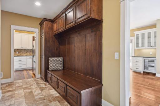675 Pleasant View Road, Chanhassen, MN 55317