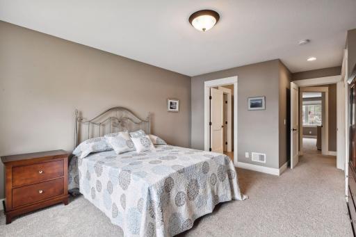 675 Pleasant View Road, Chanhassen, MN 55317
