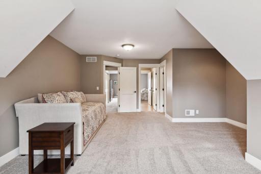 675 Pleasant View Road, Chanhassen, MN 55317