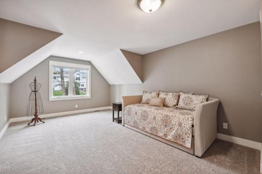675 Pleasant View Road, Chanhassen, MN 55317