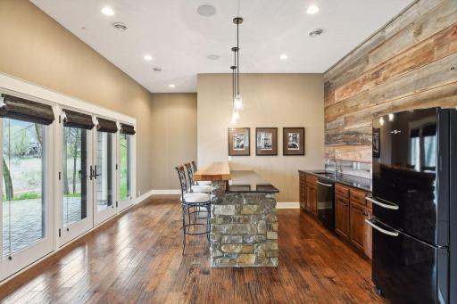 675 Pleasant View Road, Chanhassen, MN 55317
