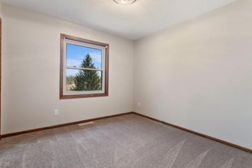 7607 Jensen Avenue S, Cottage Grove, MN 55016