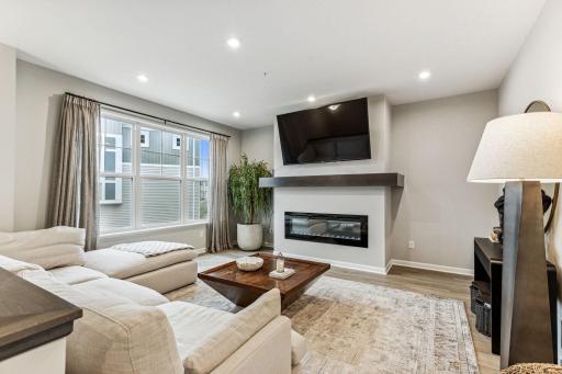 Welcome to 2281 Polar Way! Spacious living room with an electric fireplace