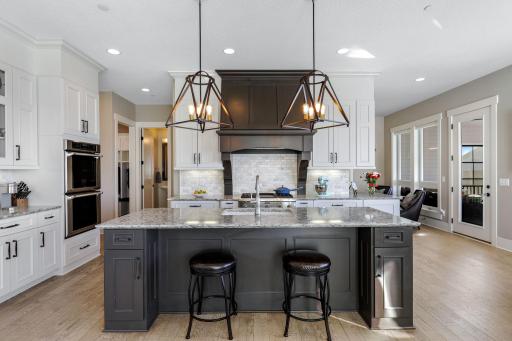 40-web-or-mls-5650 Comstock Lane, Plymouth-20.jpg