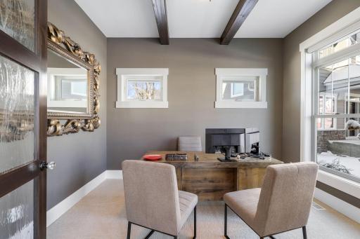 5650 Comstock Lane N, Plymouth, MN 55446