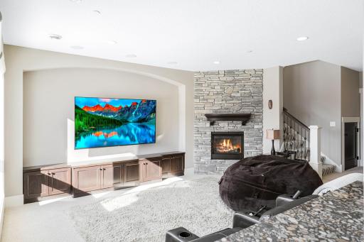 5650 Comstock Lane N, Plymouth, MN 55446