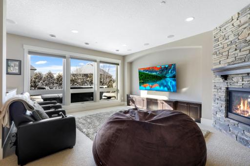 5650 Comstock Lane N, Plymouth, MN 55446
