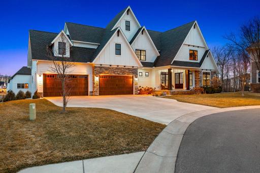 5650 Comstock Lane N, Plymouth, MN 55446