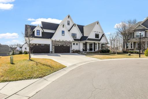 5650 Comstock Lane N, Plymouth, MN 55446
