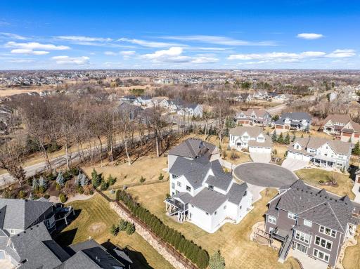 5650 Comstock Lane N, Plymouth, MN 55446