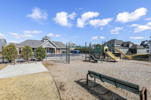 5650 Comstock Lane N, Plymouth, MN 55446