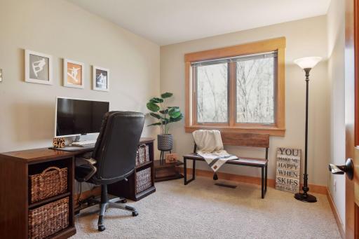 9451 Foxford Road, Chanhassen, MN 55317
