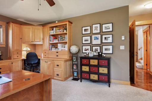 Want to turn this back into a main floor primary suite? It's easy!