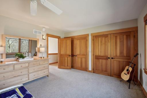 9451 Foxford Road, Chanhassen, MN 55317