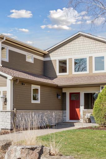 9451 Foxford Road, Chanhassen, MN 55317