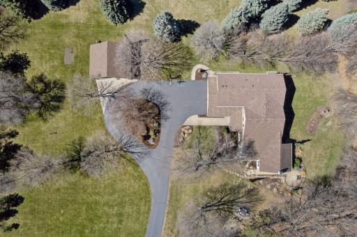 There is a circular driveway perfect for guest parking