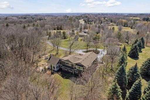 9451 Foxford Road, Chanhassen, MN 55317