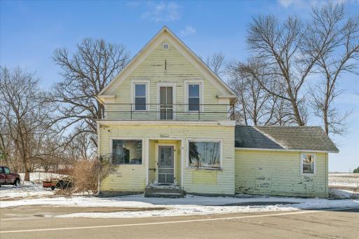 17455 County Road 33, Belle Plaine, MN 55339