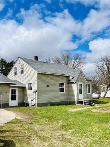 623 N Main Street, Badger, MN 56714