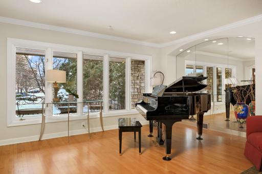 2249 Summit Avenue, Saint Paul, MN 55105