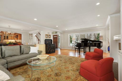2249 Summit Avenue, Saint Paul, MN 55105