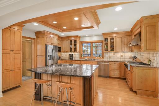 2249 Summit Avenue, Saint Paul, MN 55105