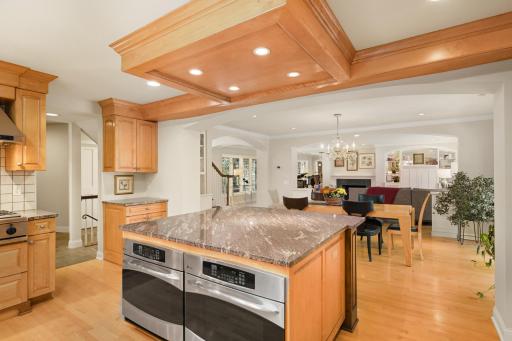 2249 Summit Avenue, Saint Paul, MN 55105