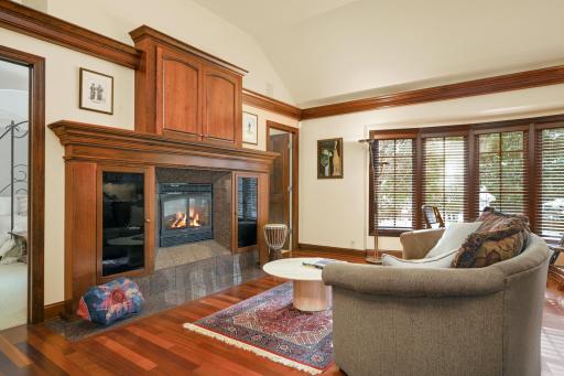 2249 Summit Avenue, Saint Paul, MN 55105