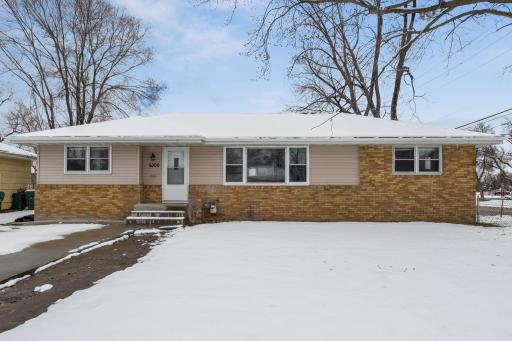 6300 France Avenue N, Brooklyn Center, MN 55429