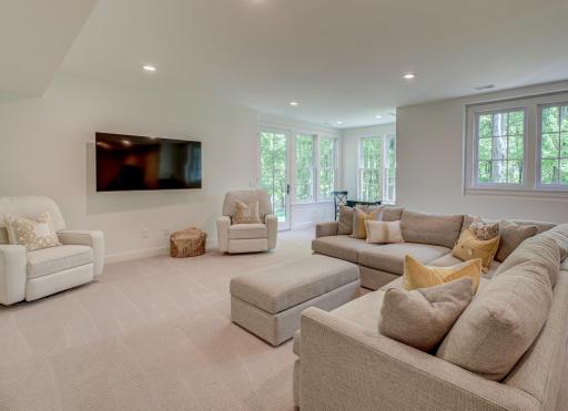 36 Catbird Lane, Saint Paul, MN 55127
