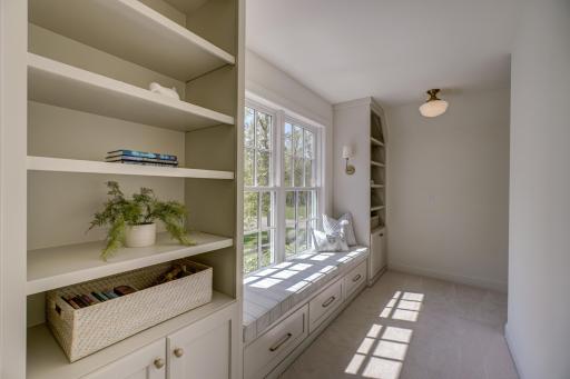 36 Catbird Lane, Saint Paul, MN 55127