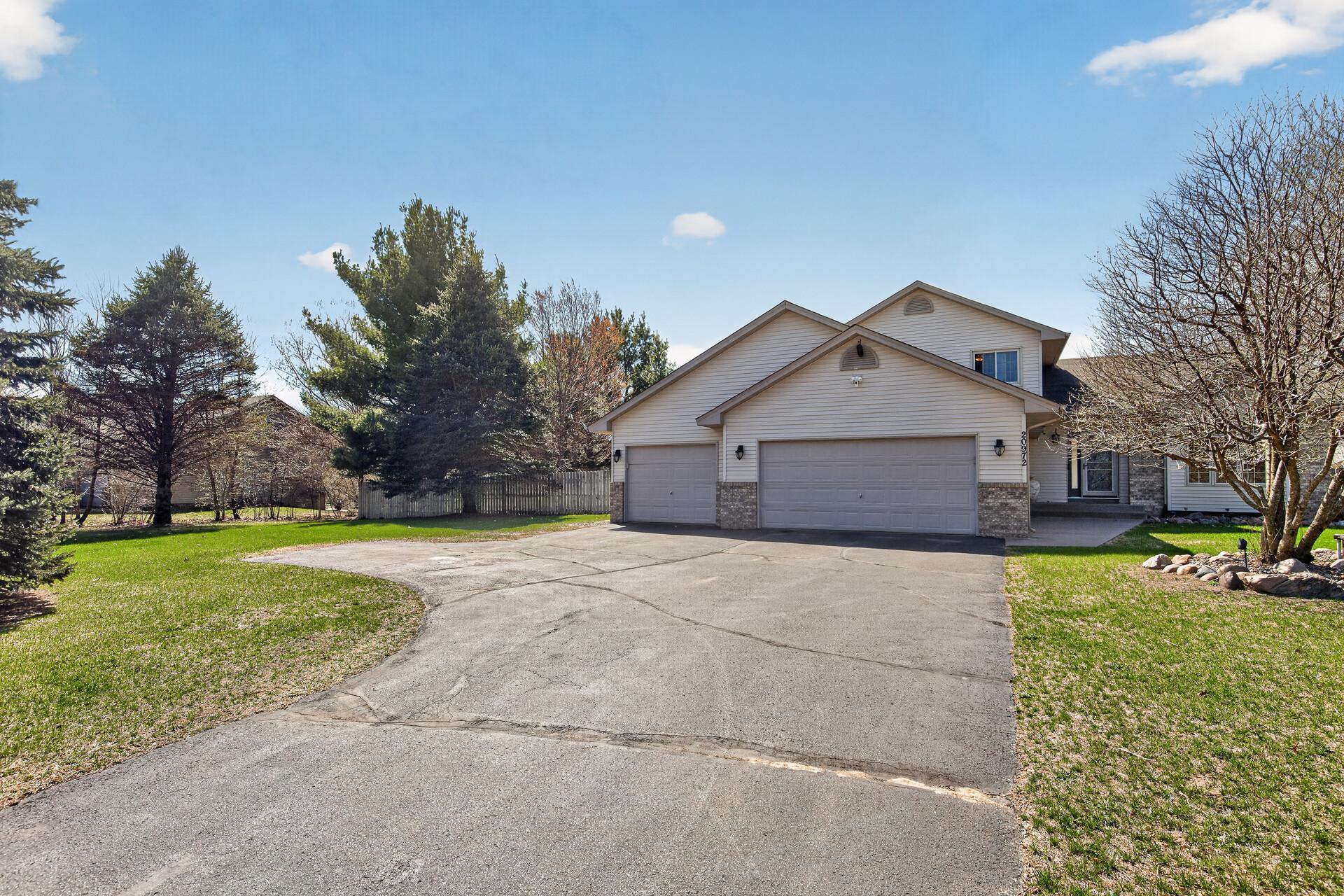 13_20972_Rendova_Street_NE3 (1)_mls.jpg