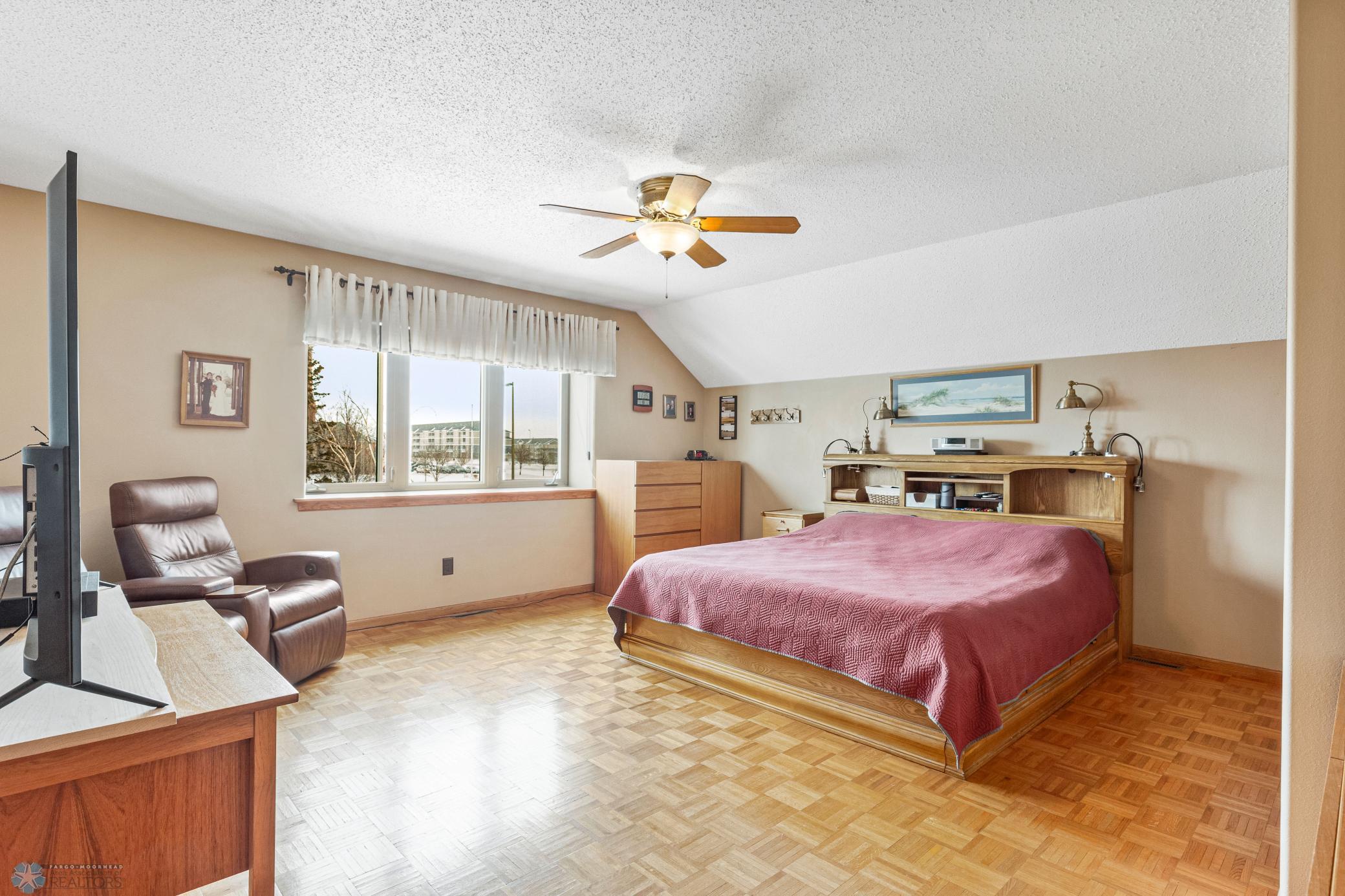 Upper bedroom 3