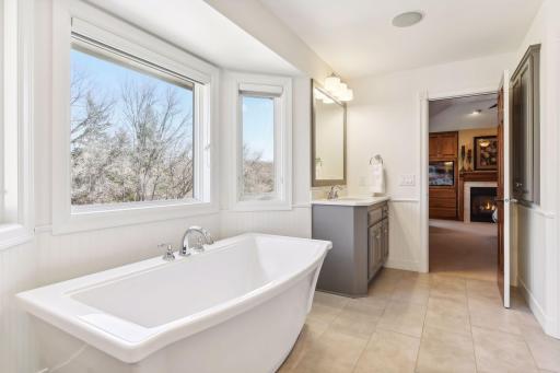 4393 Avondale Street, Minnetonka, MN 55345