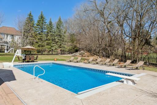 4393 Avondale Street, Minnetonka, MN 55345