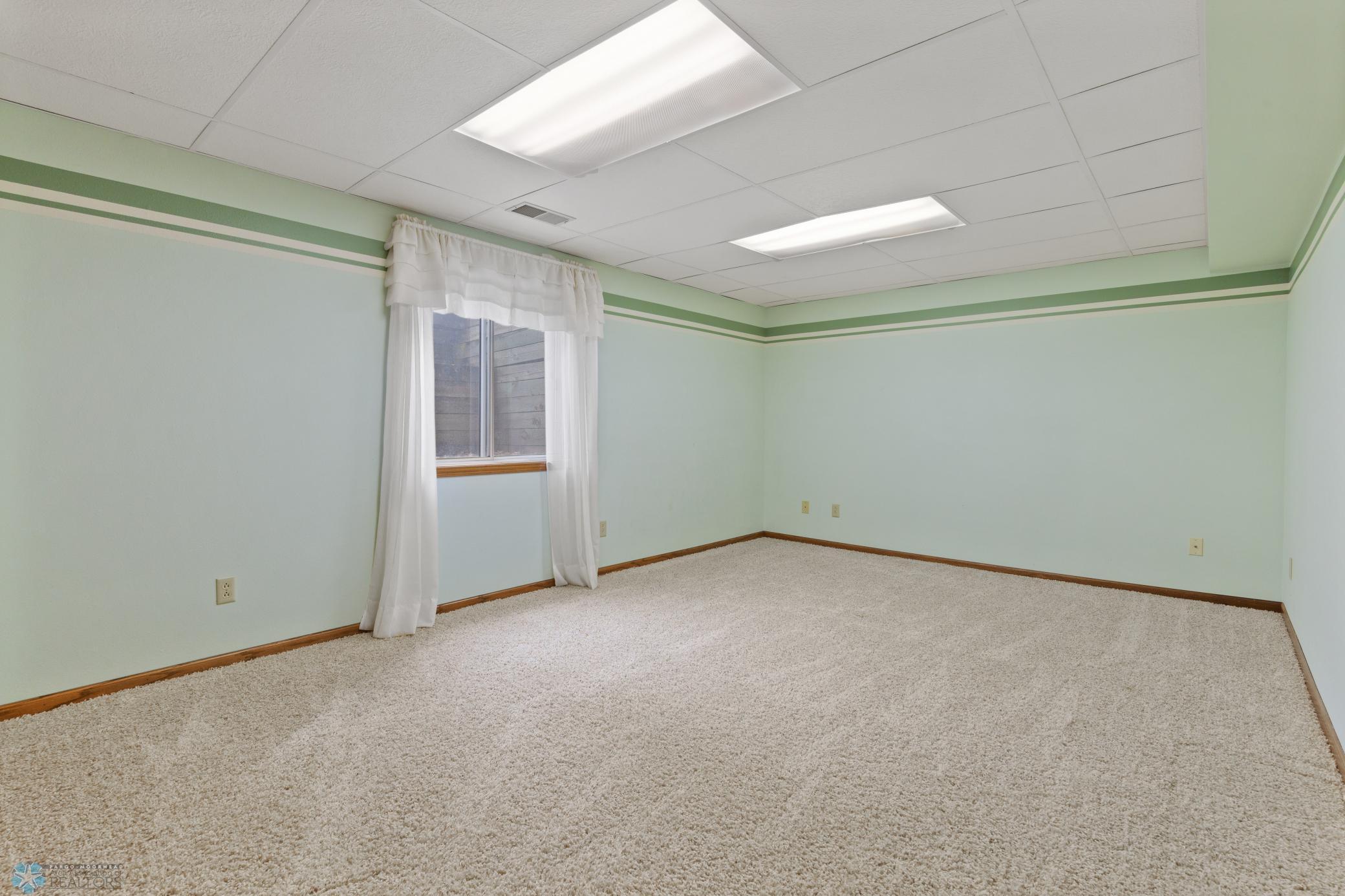Downstairs bedroom 4